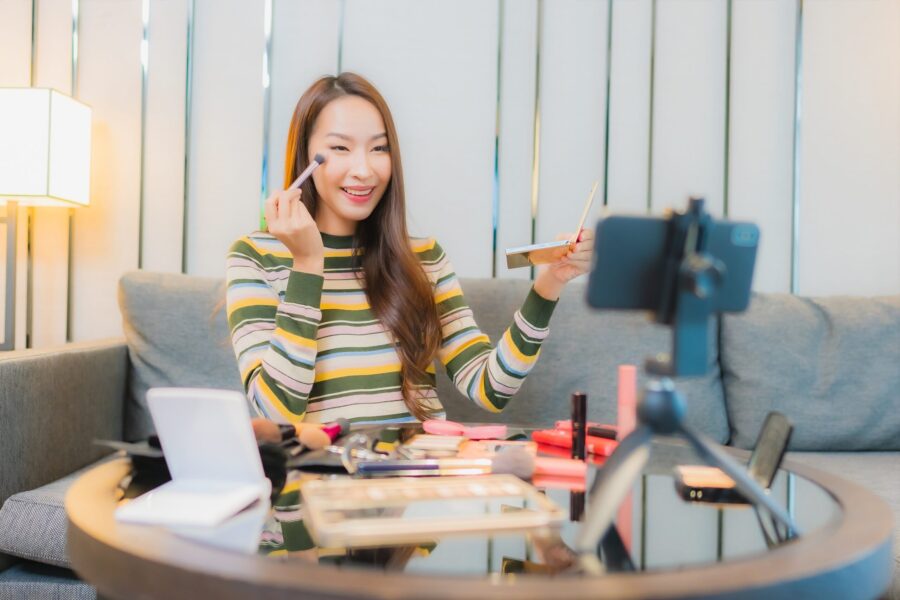 Live Streaming Marketing: Boost Sales with Real-Time Engagement